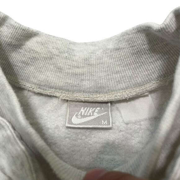 Nike 1980’s Vintage Pure Form Pullover Sweatshirt - Picture 6 of 6